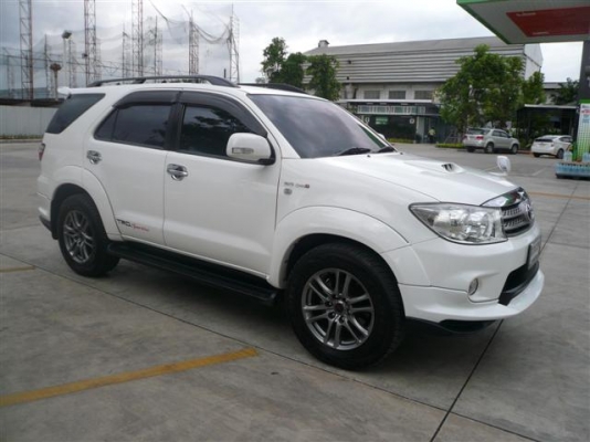 ขาย TOYOTA FORTUNER TRD SPORTIVO III 3.0 V 4WD
