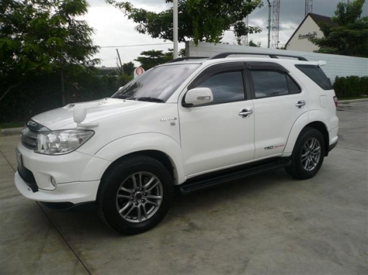 ขาย TOYOTA FORTUNER TRD SPORTIVO III 3.0 V 4WD