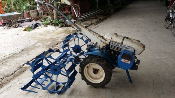 รถไถเดินตาม  ISEKI เก่าญี่ปุ่น สภาพพร้อมใช้งาน เครื่องยนต์ติดง่าย แถมฟรี !!! ชุดคลาดดิน+ล้อเหล็ก