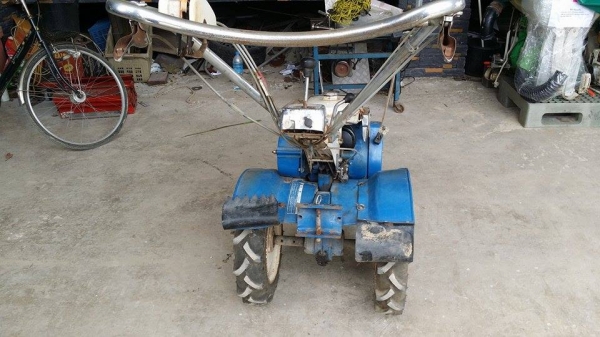 รถไถเดินตาม  ISEKI เก่าญี่ปุ่น สภาพพร้อมใช้งาน เครื่องยนต์ติดง่าย แถมฟรี !!! ชุดคลาดดิน+ล้อเหล็ก