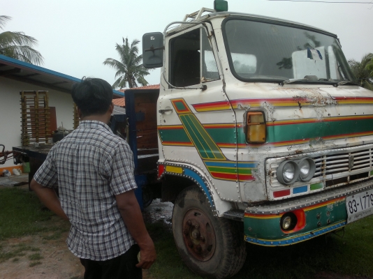 ขายรถเทเลอร์หกล้อฮีโน่Kmหางปลาขึ้นรถเกี่ยวเล็ก