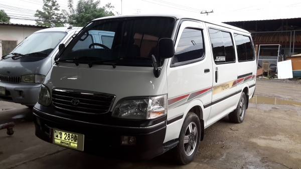 ขายถูกรถสวยพร้อมใช้เครื่องเดิมสีบางรถปี02