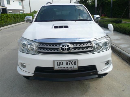 ขาย TOYOTA FORTUNER TRD SPORTIVO 3.0V 4WD