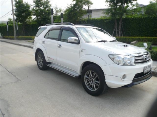 ขาย TOYOTA FORTUNER TRD SPORTIVO 3.0V 4WD