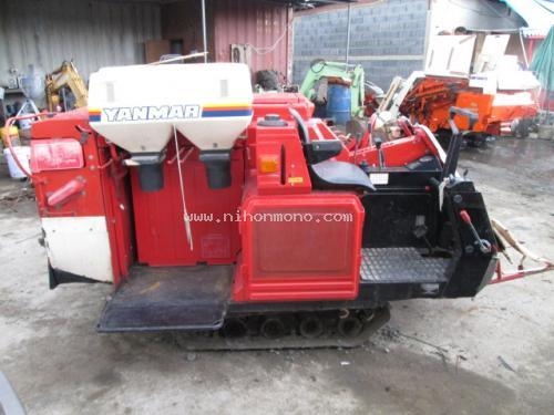 รถเกี่ยวข้าวนั่งขับ !!!    YANMAR    TC800    รหัสสินค้า : 13001472    หรือเพิ่มเติมไดที่ www.nihonmono.com