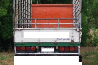 ขาย KM779 117 แรง หกล้อคอกสวย พร้อมใช้ โทร 088-4501277