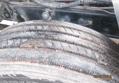 ขาย Mega 500 ปี 54  ตู้สิบบาน 7.6 m วิ่งน้อย รถสวยพร้อมใช้ โทร 088-4501277 เครื่องคอมมอลเรวสุดประหยัดสภาพดีเดิมๆ คัซซีสวยกริ๊ป ยางเรเดียล 11/22.5 ดอกเยอะทุกเส้น ตู้สวยไม่รั่วไม่ผุ หัวสวยบางเดิมภายในสวยแอร์เย็น