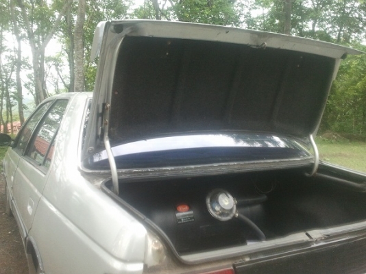 ขาย Peugeot 405 GR 2.0 เครื่องโตโยต้า  3S ออโต้ พร้อมซิ่ง เล่มเอกสารพร้อมโอน ภาษี58 ติดแก็สแล้ว