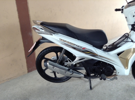 ขาย!!! เวฟ125ไอ ตัวใหม่ สต๊าทมือ สภาพสวย ปี55 รถเครื่องดีคับ ทะเบียนครบ ภาษีไม่หมด