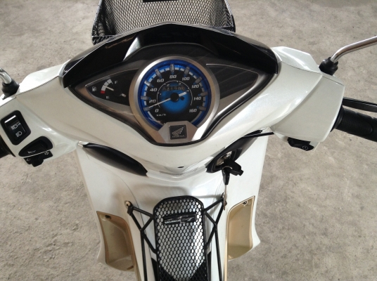 ขาย!!! เวฟ125ไอ ตัวใหม่ สต๊าทมือ สภาพสวย ปี55 รถเครื่องดีคับ ทะเบียนครบ ภาษีไม่หมด