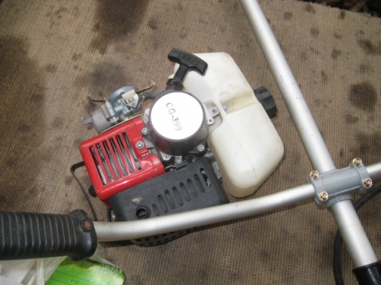 ขายเหมาเครื่องตัดหญ้าสภาพใหม่ 3,500 ตามรูป