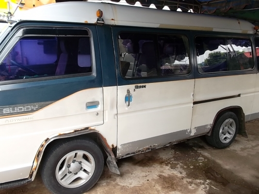 ตู้ ISUZU รุ่นรถ: BUDDY โฉมรถ: สีรถ: ขาว ระบบเกียร์: ธรรมดา / manual ขนาดเครื่อง/CC: 2,500 CC