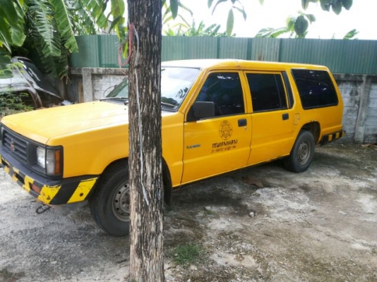 MITSU แวน 5 ประตู มือเดียว เครื่องดี พร้อมใช้ ( 6.2 หมื่น ) ครับ MITSU แวน 5 ประตู มือเดียว เครื่องดี พร้อมใช้ ( 6.2 หมื่น ) ครับ