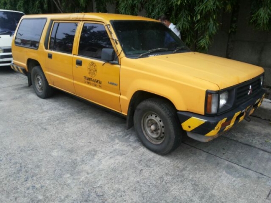 MITSU แวน 5 ประตู มือเดียว เครื่องดี พร้อมใช้ ( 6.2 หมื่น ) ครับ