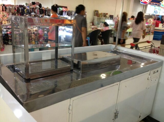 ขาย " บูธ พร้อม เคาเตอร์ " อย่างดี ใช้ในห้าง สภาพดี