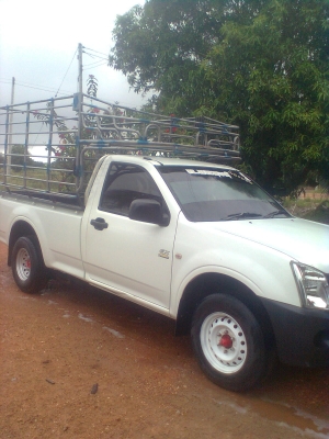 รถกระบะ อีชูชุ ดีแม็ค spak EX 2500 รถกระบะ อีชูชุ ดีแม็ค spak EX 2500