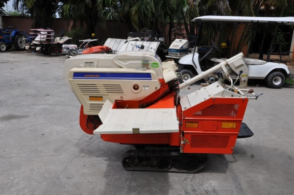 ขายรถ นวดข้าว(เมล็ดพันธ์)ต่างๆKUBOTA ตีนตะขาบ สภาพสวยเดิมจากญี่ปุ่น ขายถูก29,000บาท!!