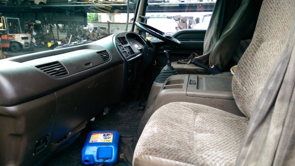 รถเก่านอก   อีซูซุเดก้า เครื่องยนต์ 210 แรง  6HH  หัวถูกรุ่นบ้านเรา