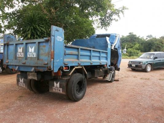 ขายด่วน6ล้อดั้ม NPR 115แรงม้า ขายด่วน6ล้อดั้ม NPR 115แรงม้า