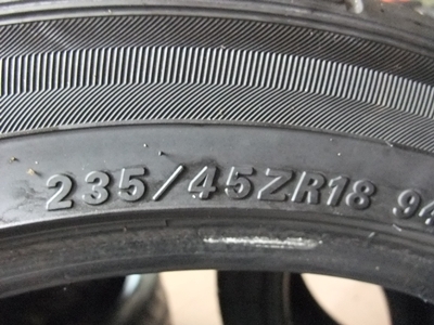 ยาง Falken 235/45/18 ปี13