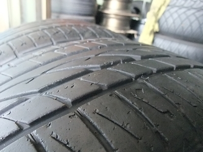 ยาง Falken 235/45/18 ปี13