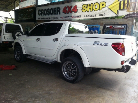 โช๊คอัพรถกระบะ TriTron by Shock Profender