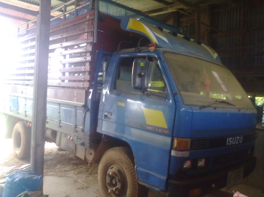 หกล้อ อีซูซุ NPR115แรงห้างแท้