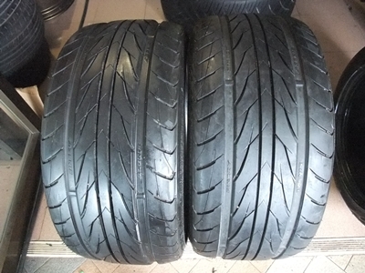 ยาง Falken 275/30/19 ปี--