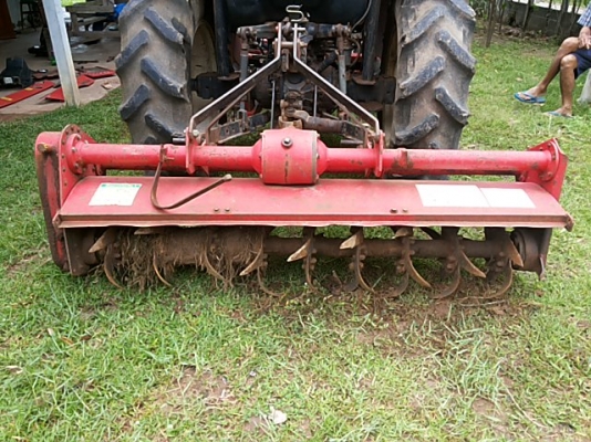 อุปกรณ์รถไถ 45-49 แรงครับ