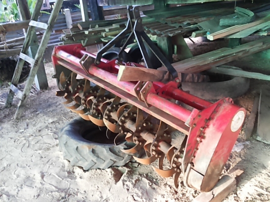 อุปกรณ์รถไถ 45-49 แรงครับ