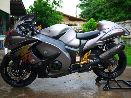 ขาย Suzuki Hayabusa ปี 2003 พร้อมทะเบียนแท้ 222 แปลงโฉมเป็นโฉมใหม่ล่่สุด