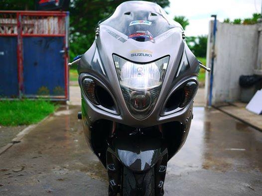 ขาย Suzuki Hayabusa ปี 2003 พร้อมทะเบียนแท้ 222 แปลงโฉมเป็นโฉมใหม่ล่่สุด