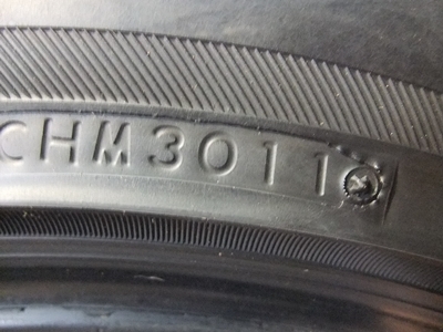 ยาง bridgestone 215/55/17 ปี11