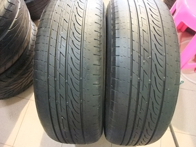 ยาง bridgestone 215/55/17 ปี11