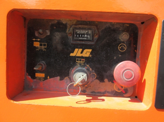 ขายด่วน!!! รถกระเช้ามือสองปรับสภาพมีรับประกัน ขายด่วน!!! รถกระเช้ามือสองปรับสภาพมีรับประกัน