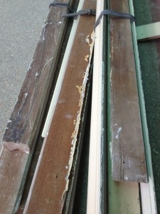 ไม้บัวไม้ต็งรุ่นเก่าหน้า 4*1 ไม้บัวไม้ต็งรุ่นเก่าหน้า 4*1