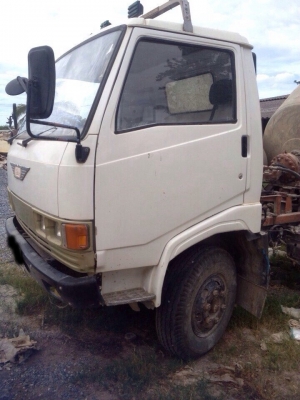 ขายรถ6ล้อโม่ปูน HINO KM777 เครื่อง 117แรงม้า 2คันไม่แยก สนใจโทร 081-9701072