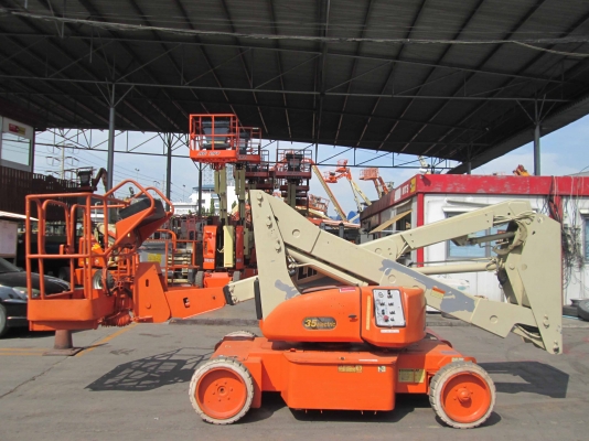 ขาย รถกระเช้ามือสอง แบรนด์อเมริกา # JLG รุ่น N35E