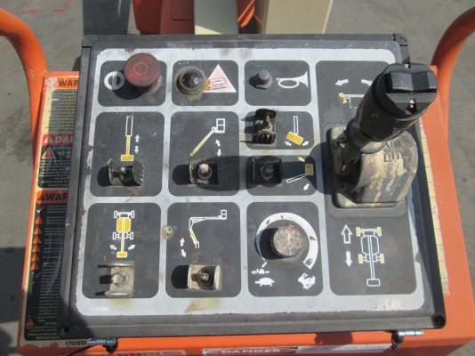 ขาย รถกระเช้ามือสอง แบรนด์อเมริกา # JLG รุ่น N35E