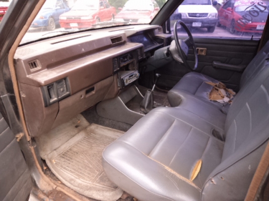 ขายกระบะ MITSUBISHIตอนเดียว ปี1989ขายตามสภาพ086-4457033ไม่ลดแล้วครับ