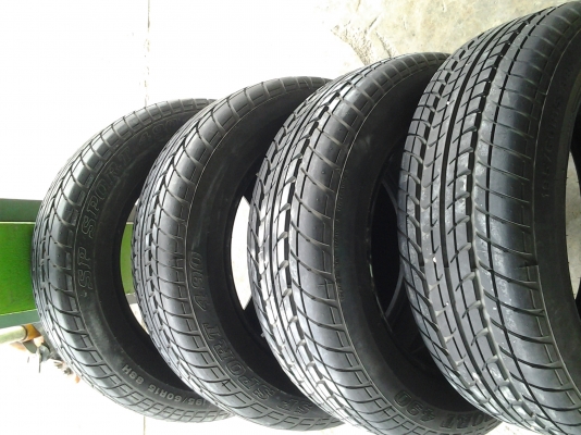 dunlop 195/60/15 ปี13 ใหม่มากๆ