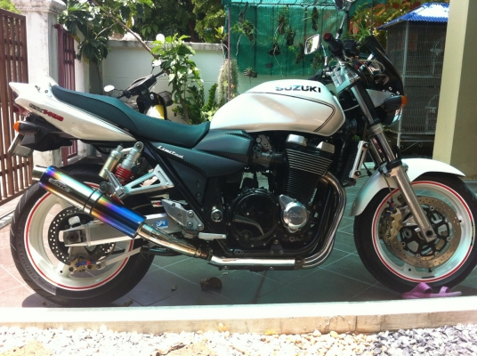 Re: ขาย ซูซูกิ GSX1400 ปี 04 สพม.หัวฉีด หล่อ ๆๆ แรง ๆๆ