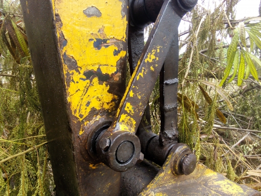 ขายรถแบ๊คโฮ komatsu pc60  ตามสภาพพร้อมใช้งานลดเหลือ250000เท่านั้น