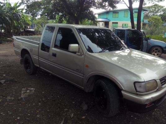 ขายอีซุซุด้าก้อนปี97slx