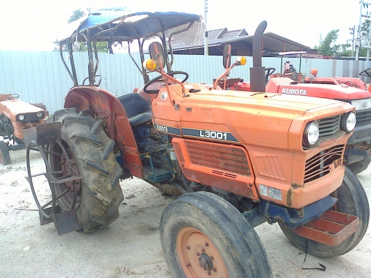 ขาย KUBOTA L3001 2 WD ราคาถูกๆรถใช้งาน ขาย KUBOTA L3001 2 WD ราคาถูกๆรถใช้งาน
