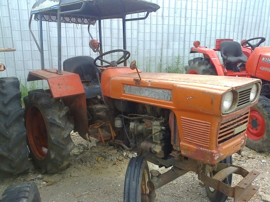 ขาย KUBOTA L2201 ราคาถูกสอบถามได้ ขาย KUBOTA L2201 ราคาถูกสอบถามได้