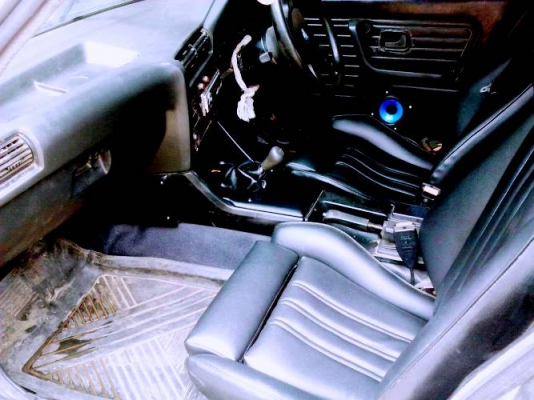 ขายด่วน BMW 318 ! E30 ปี  85