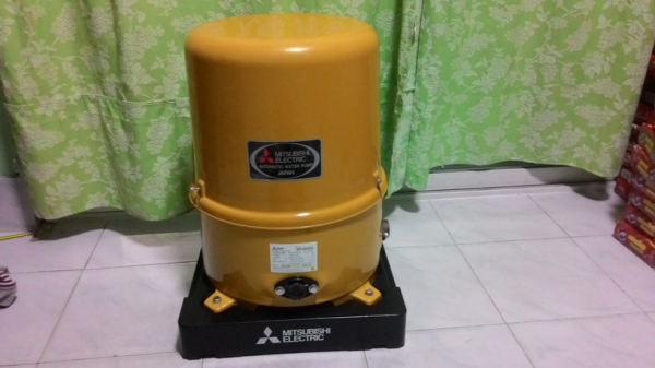 ปั๊มน้ำอัตโนมัติยี่ห้อ mitsubishi 205 วัตต์ สภาพใหม่ๆพร้อมใช้งานเลยครับ
