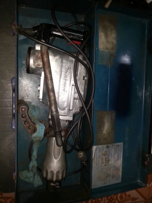 ขายเหมาเครื่องตบกระโดดและสกัด 30 กก