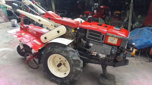 รถพรวนดิน